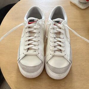 Nike Blazer Low Platform Sneaker